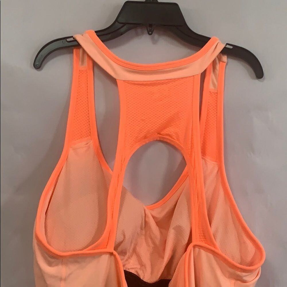 GAP ATHLETIC RACER BACK TOP‎ SIZE XXL - Picture 4 of 8
